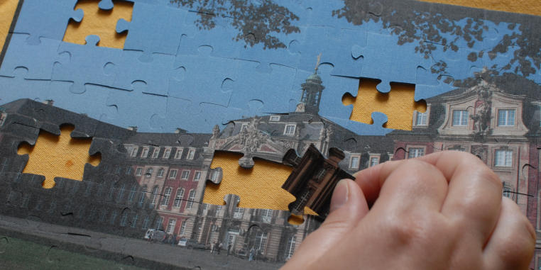 Münster Castle as a puzzle game.